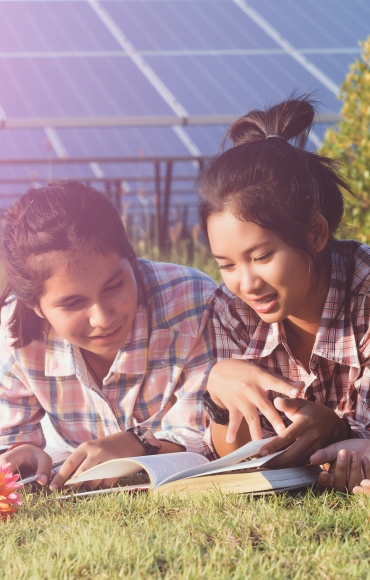 SolarCollab: Një tranzicion i energjisë i udhëhequr nga të rinjtë